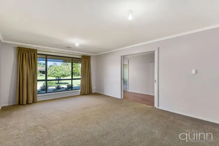 Fifth view of Homely house listing, 10 JASMINE AVENUE, Mount Gambier SA 5290