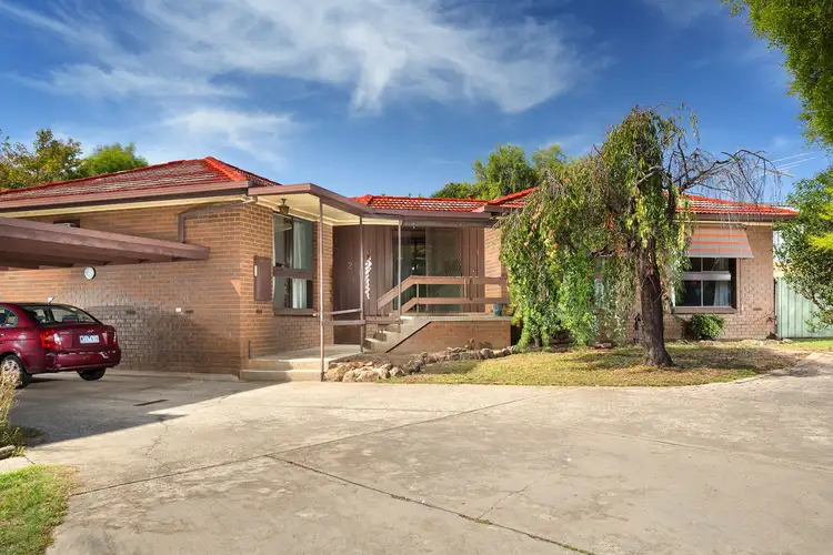 Main view of Homely unit listing, 2/42 WILKINSON DRIVE, Wodonga VIC 3690