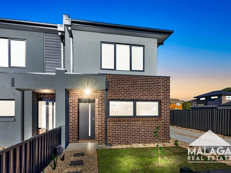 Main view of Homely townhouse listing, 1/4 Greenham Street, Maidstone VIC 3012