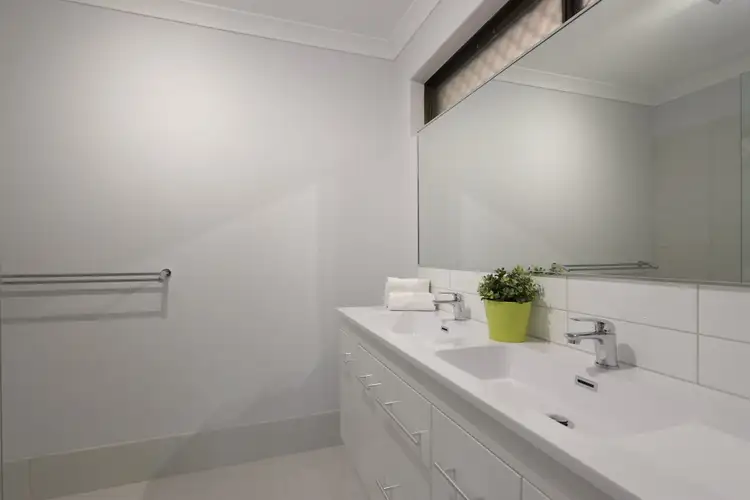 Third view of Homely house listing, 8 TOWERHILL ROAD, Alexander Heights WA 6064