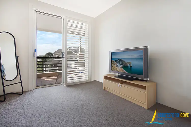 Fifth view of Homely apartment listing, 21/3 Figtree Avenue, Abbotsford NSW 2046