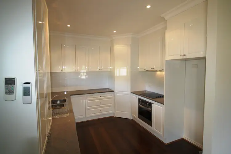 Fourth view of Homely house listing, 2 Hunter St, Mansfield VIC 3722