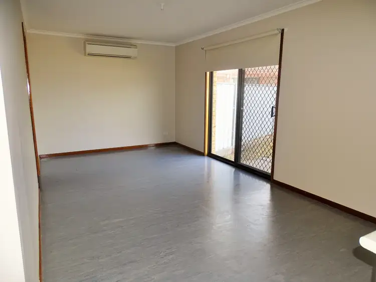Sixth view of Homely house listing, 10 Hawthorne Court, Kerang VIC 3579