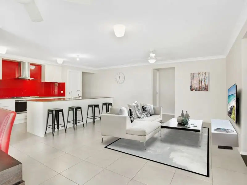 Main view of Homely house listing, 8 Pondhawk Street, Chisholm NSW 2322