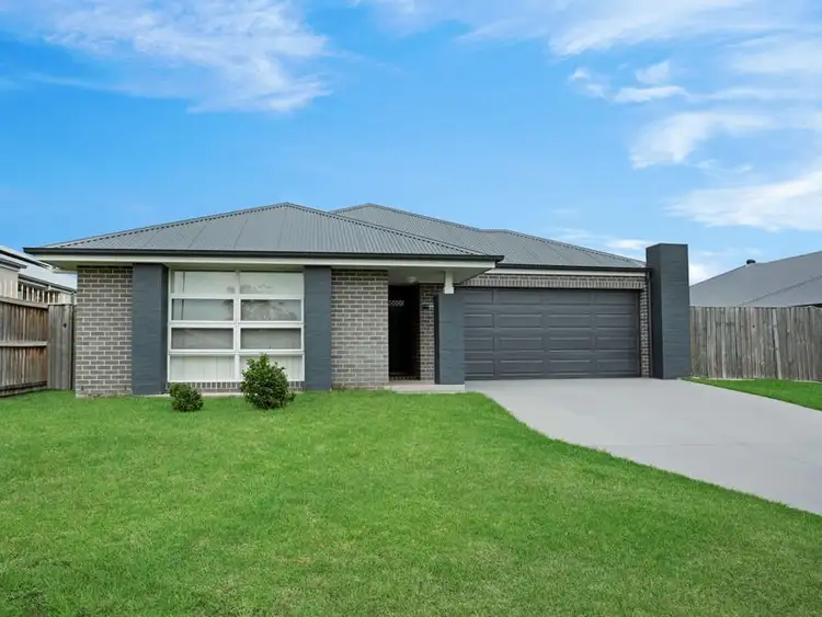 Second view of Homely house listing, 8 Pondhawk Street, Chisholm NSW 2322