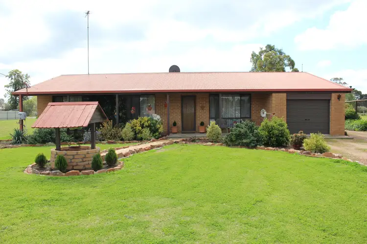 16 Hebden Street, Yanco NSW 2703