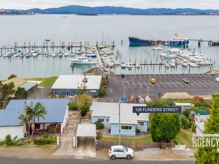 128 Flinders Street, Beauty Point TAS 7270
