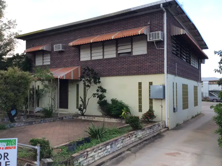 4 Fraire Street, Hermit Park QLD 4812