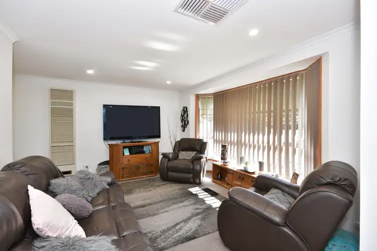 Fifth view of Homely house listing, 22 Lukin Crescent, Kangaroo Flat VIC 3555