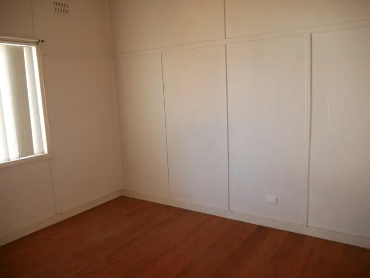 Fifth view of Homely house listing, 4 Banksia Avenue, Leeton NSW 2705
