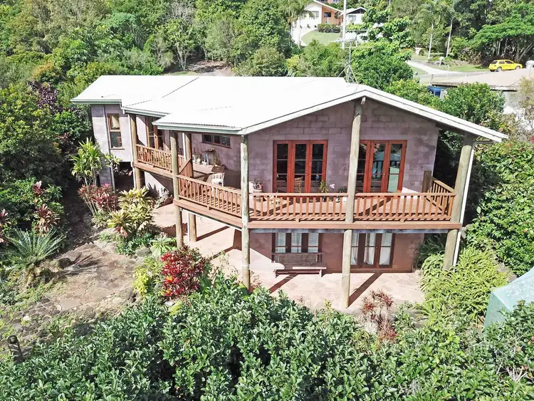 27 TWELFTH AVENUE, Atherton QLD 4883