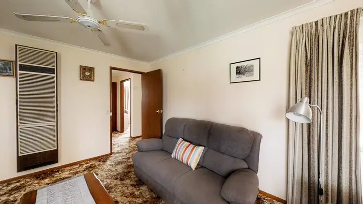 Fifth view of Homely house listing, 6 William Drive, Kangaroo Flat VIC 3555