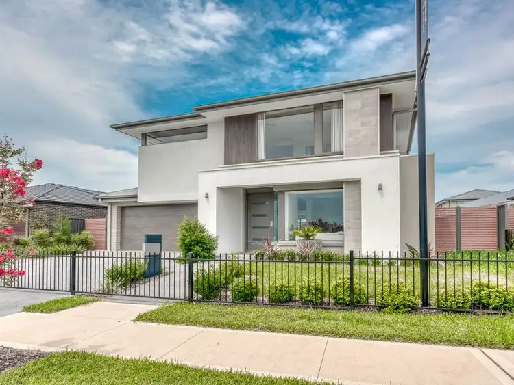 10 Myer Way, Oran Park NSW 2570