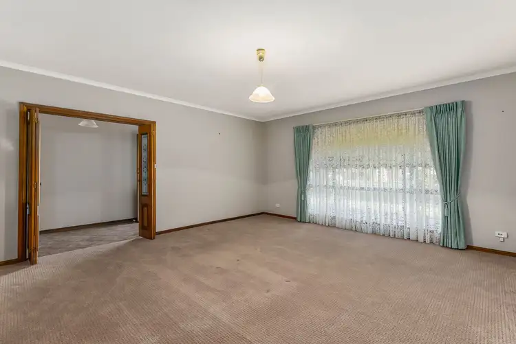 Sixth view of Homely house listing, 18 Kookaburra Court, Mount Gambier SA 5290