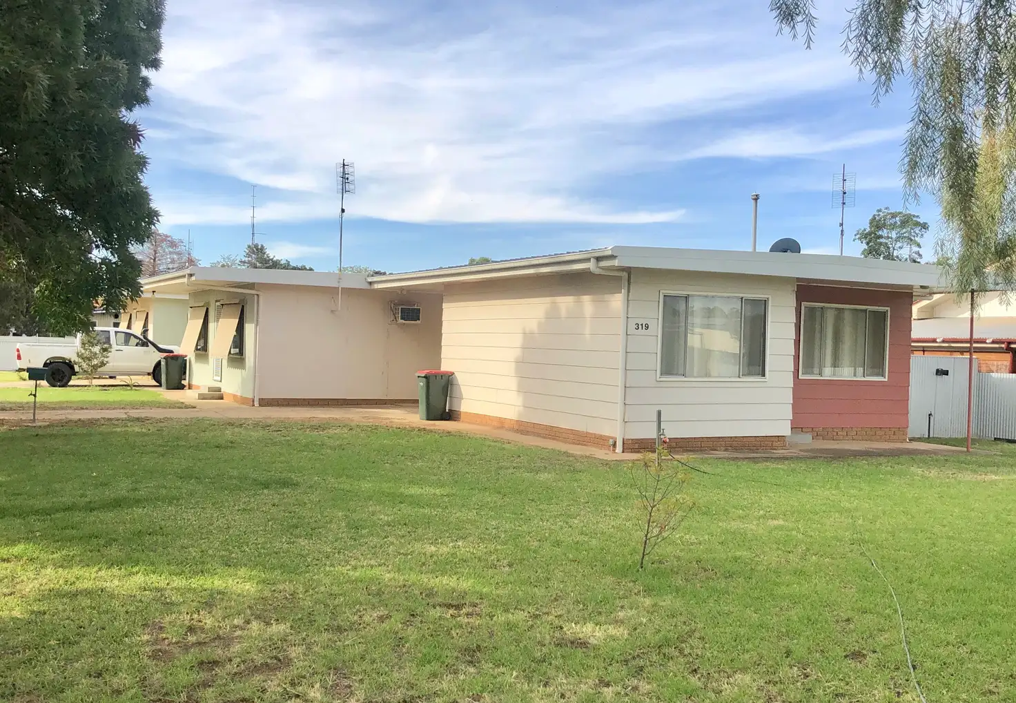 Main view of Homely block of units listing, 319 Church Street, Hay NSW 2711