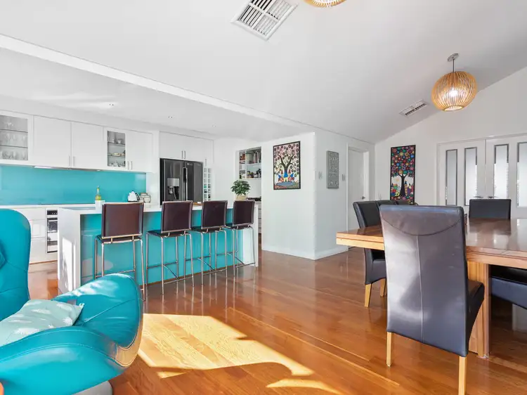 Fourth view of Homely house listing, 4 Parian Place, Rossmoyne WA 6148