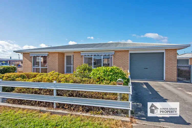 1/16 Reid Street, Wynyard TAS 7325