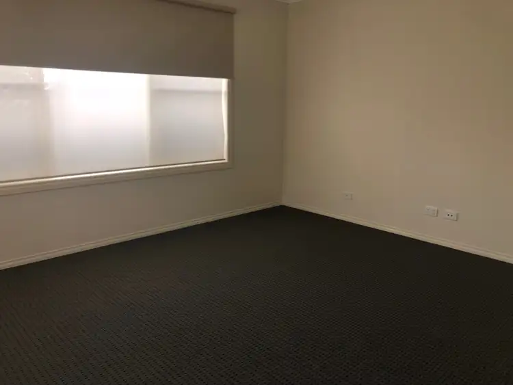 Sixth view of Homely house listing, 11 McCallum Drive, Cranbourne East VIC 3977