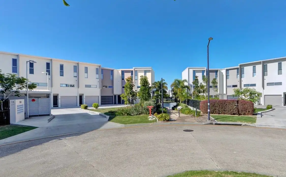 Main view of Homely townhouse listing, 18/5036 Emerald Islands Drive, Carrara QLD 4211