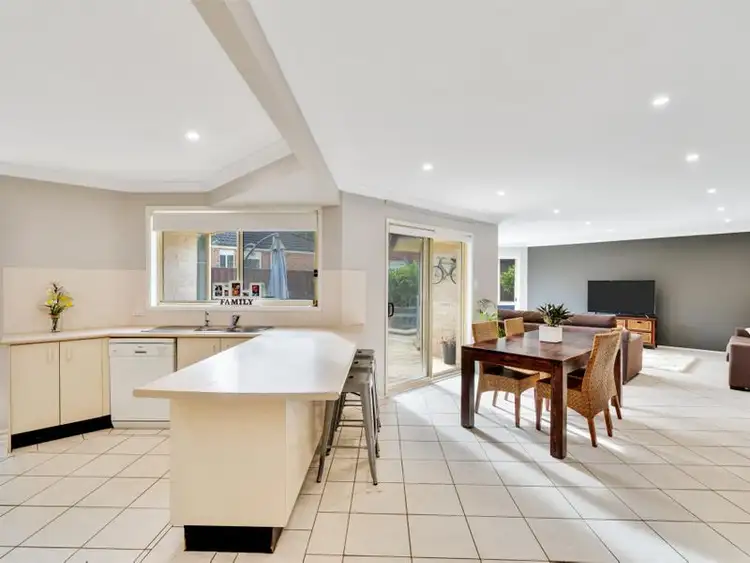 Fifth view of Homely house listing, 10 Norman Hunter Close, Kincumber NSW 2251