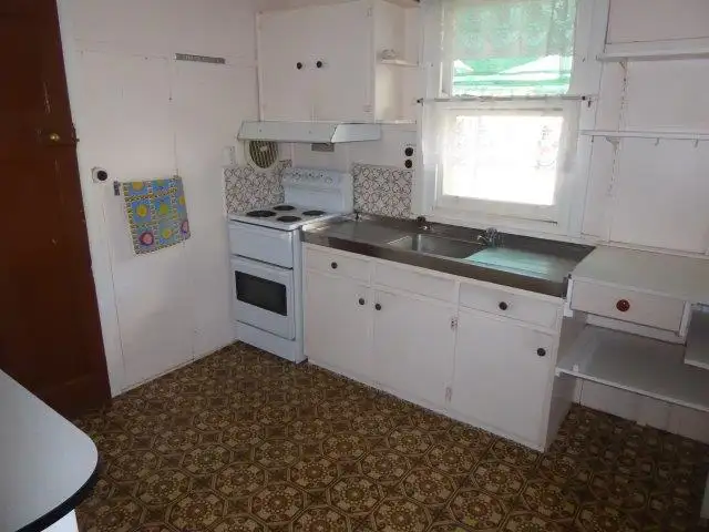 Fifth view of Homely house listing, 61 PHILLIPS STREET, Beulah VIC 3395