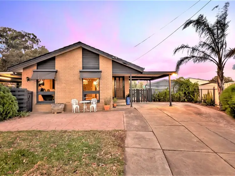 5 Garden Court, Para Hills West SA 5096