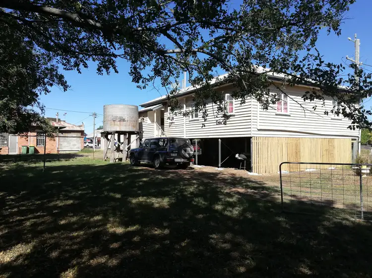 2 Robert Street, Forest Hill QLD 4342