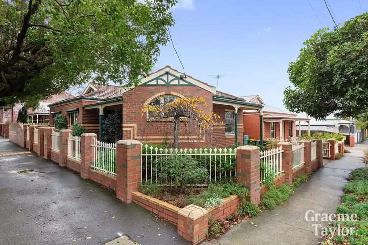 2/304 Pakington Street, Newtown VIC 3220