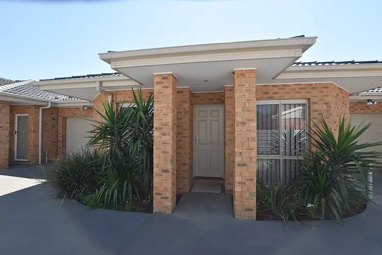 Main view of Homely unit listing, 2/14 Mitchell Street, Kyabram VIC 3620