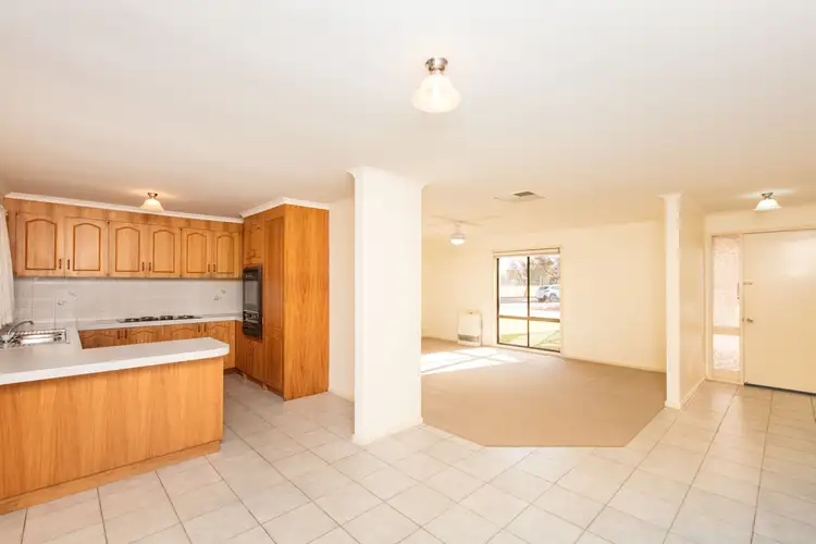 Sixth view of Homely house listing, 16 Le Pedeleure Avenue, Mildura VIC 3500