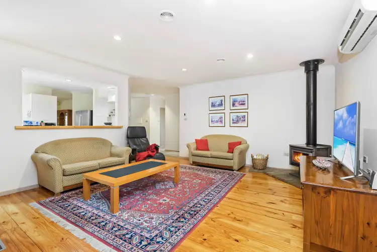 Fifth view of Homely house listing, 10 Horizon Court, Gisborne VIC 3437