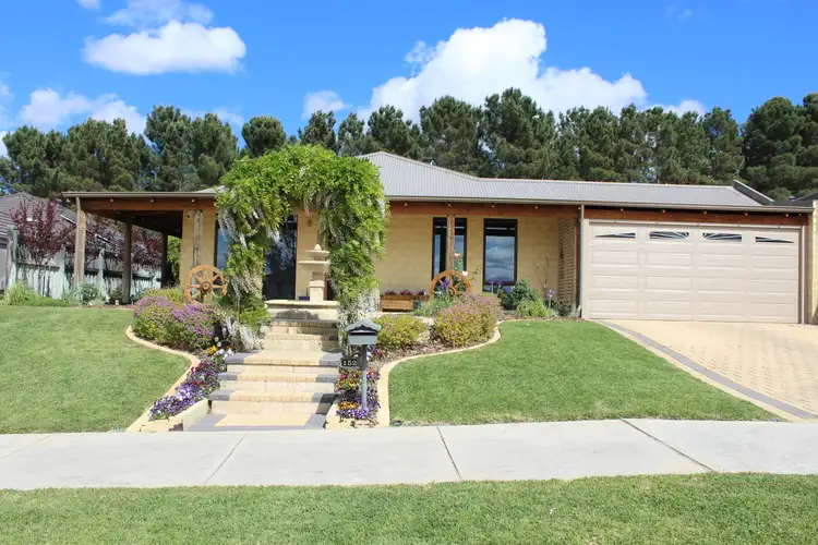 152 Charlottes Vista, Ellenbrook WA 6069