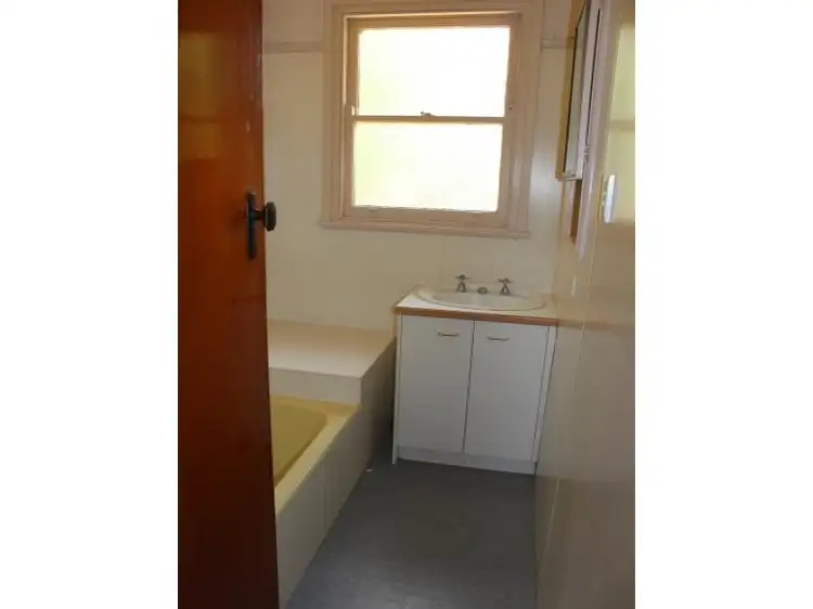 Fifth view of Homely house listing, 25 Russell Street, Benalla VIC 3672