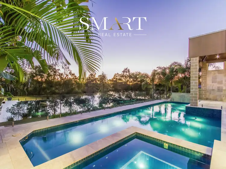 3028 The Boulevarde, Benowa QLD 4217