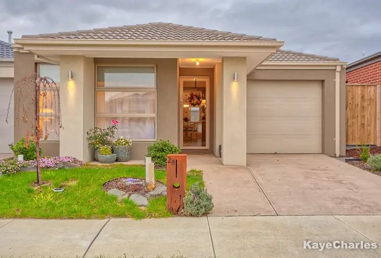 20 Melville Road, Officer VIC 3809
