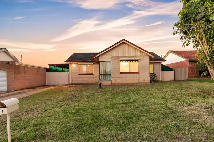 11 Cameron Road, Elizabeth Vale SA 5112