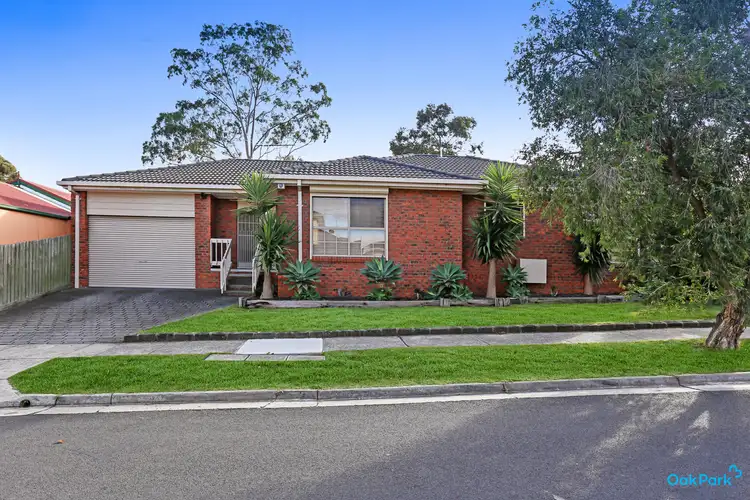 1A Strachan Street, Oak Park VIC 3046