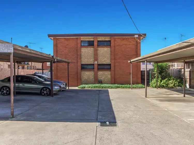 Main view of Homely unit listing, 4/17 St Albans Road, St Albans VIC 3021