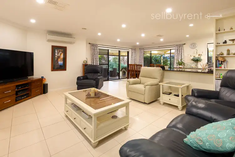 Fourth view of Homely house listing, 17 HEMLOCK COURT, Baranduda VIC 3691