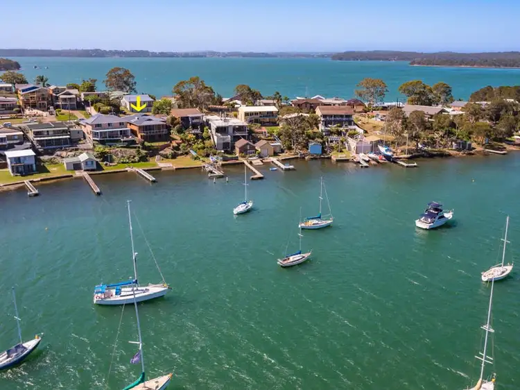 93 Sunshine Parade, Sunshine NSW 2264