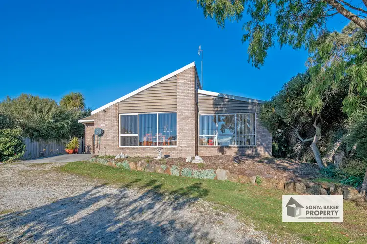 12 Stockdale Avenue, Sisters Beach TAS 7321