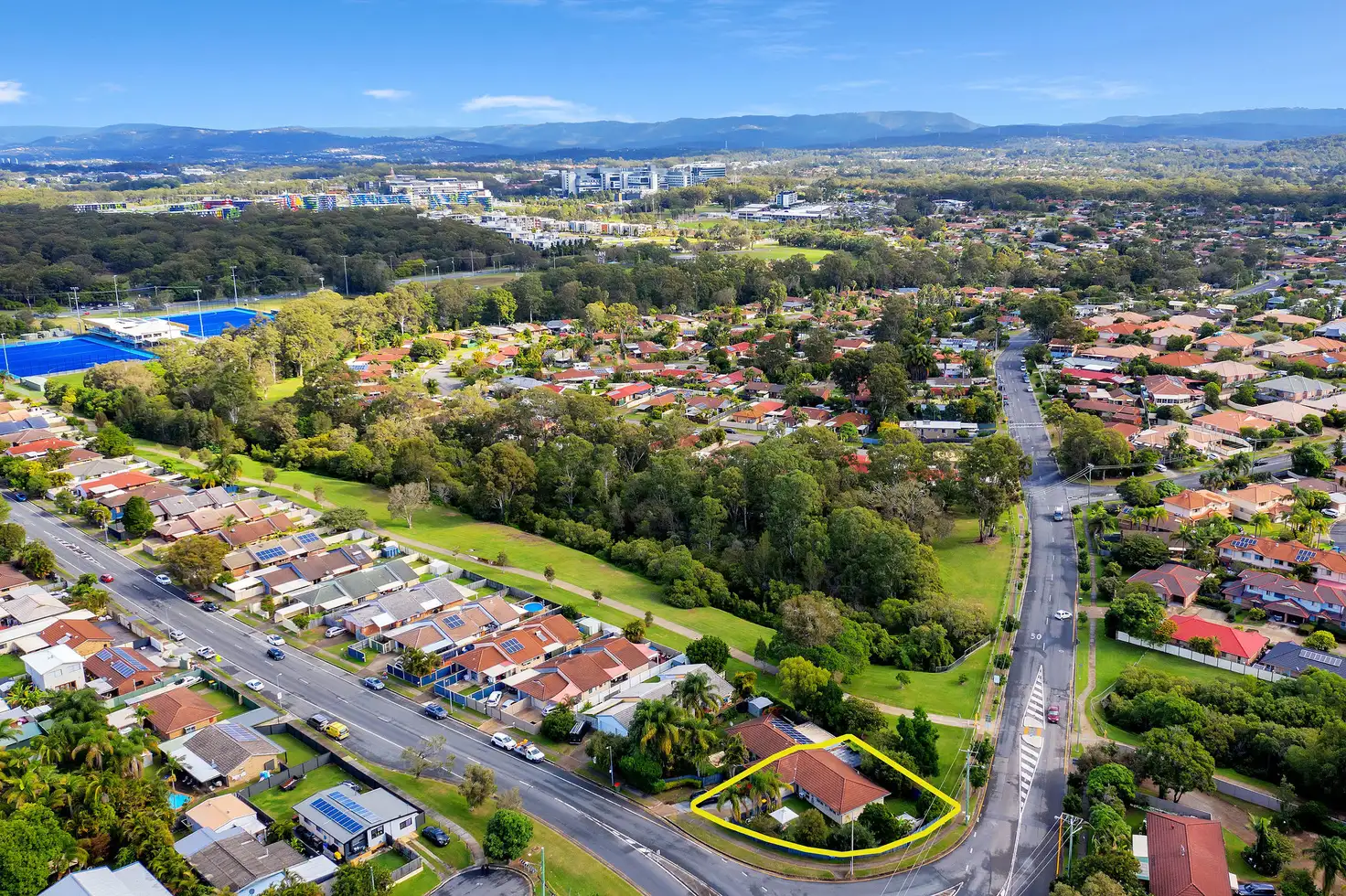 Main view of Homely semi-detached listing, 2/158 Kumbari Avenue, Labrador QLD 4215