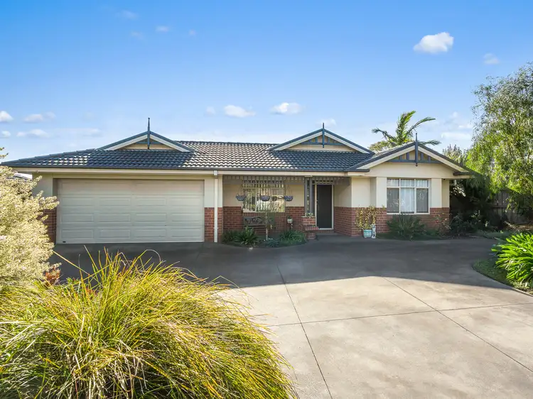 43 Sherwood Avenue, Rosebud VIC 3939