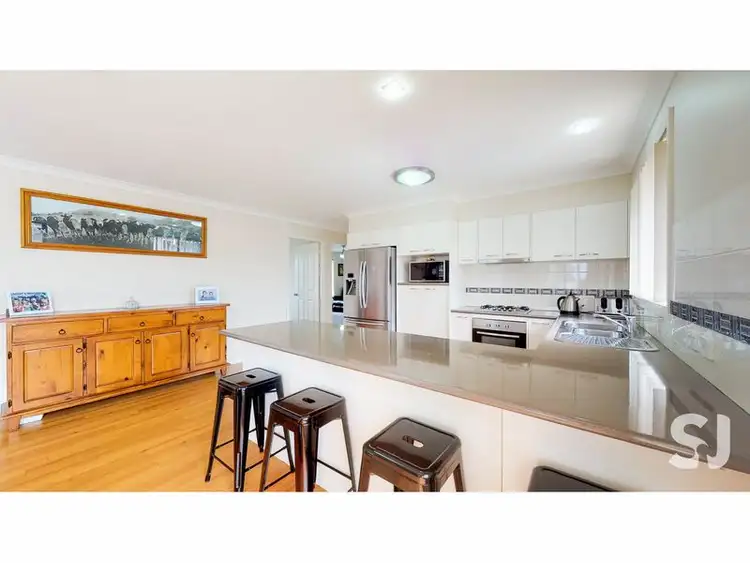 Fifth view of Homely house listing, 37 Catherine Drive, Dubbo NSW 2830