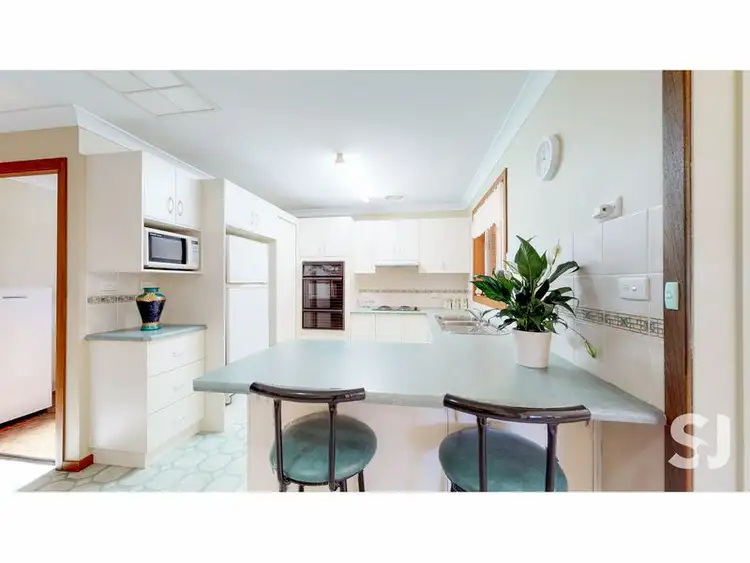 Sixth view of Homely house listing, 16 Flinders Close, Dubbo NSW 2830