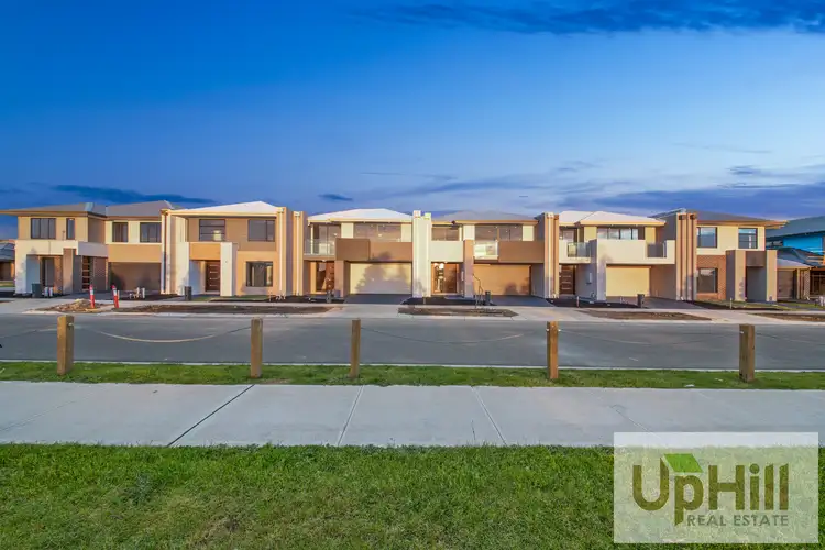 18 REVELWOOD WAY, Clyde North VIC 3978