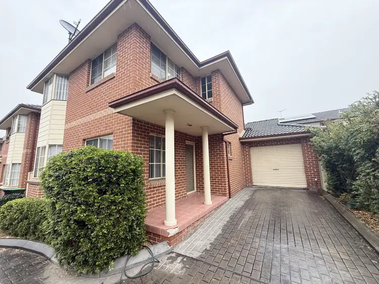 112 Hoxton Park Road