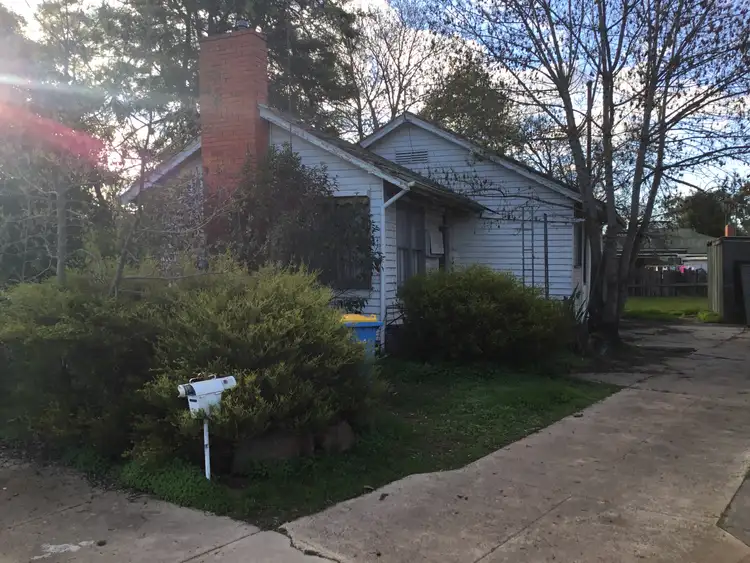 Second view of Homely house listing, 4 Belle Vue Court, Shepparton VIC 3630