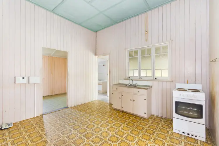 Second view of Homely house listing, 30 PALMERSTON STREET, Pimlico QLD 4812