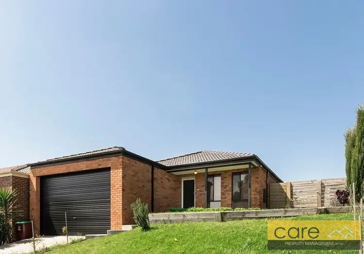 Main view of Homely house listing, 2 Nirringa Drive, Hampton Park VIC 3976